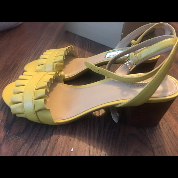 Sandals - Picture 5 of 7